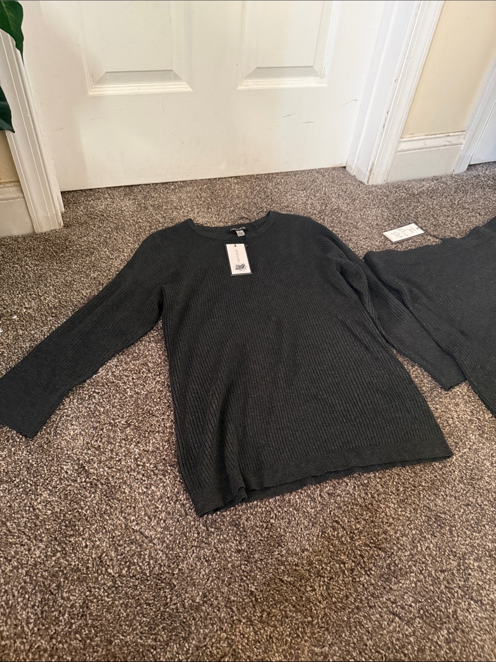 Cable & Gauge Women's Dark Gray Ribbed Crewneck Sweater & skirt set 2pcs set 1X